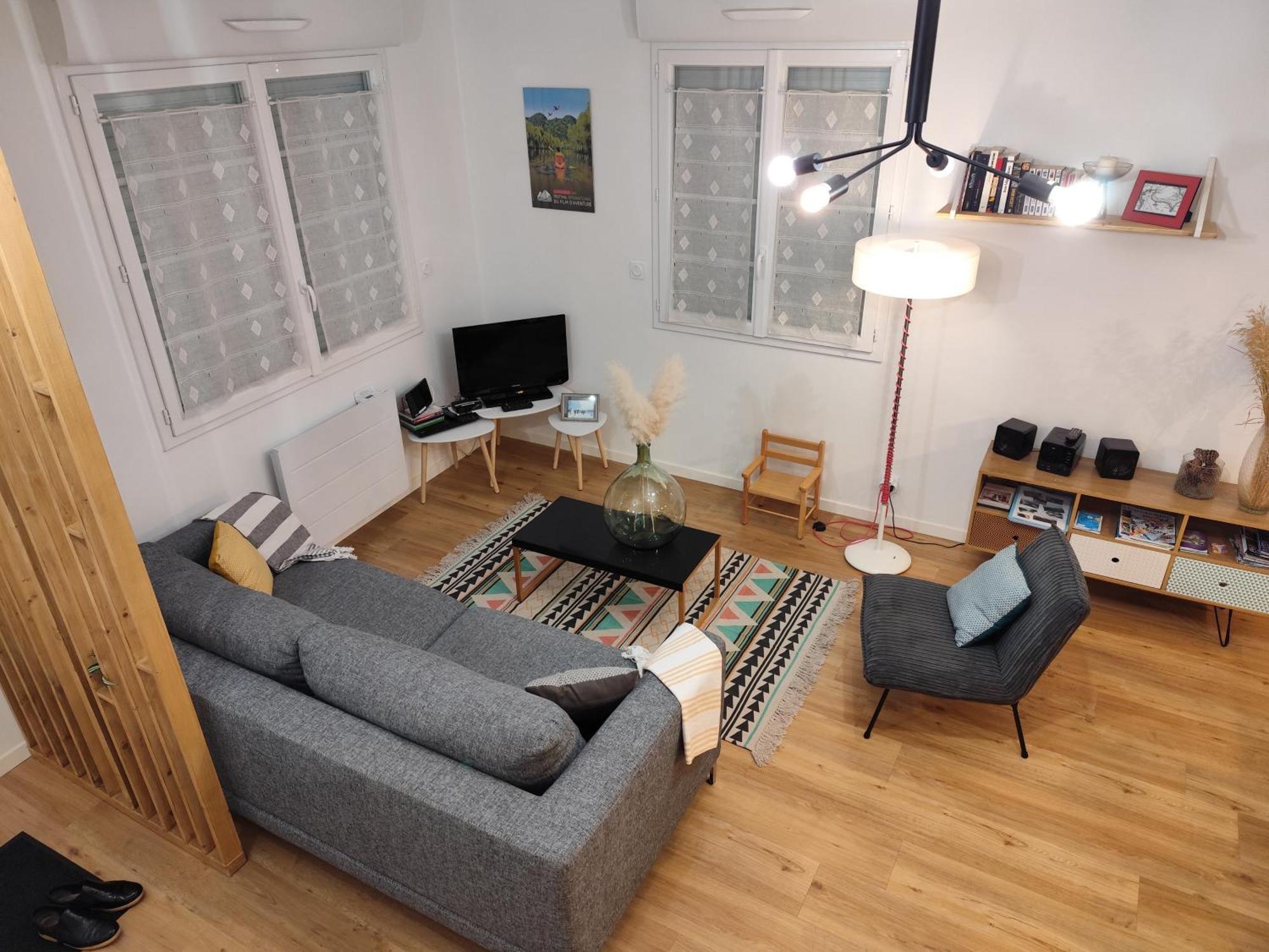 Holiday home Proche Gare Et Centre-ville. Tres Bon Emplacement. Poitiers