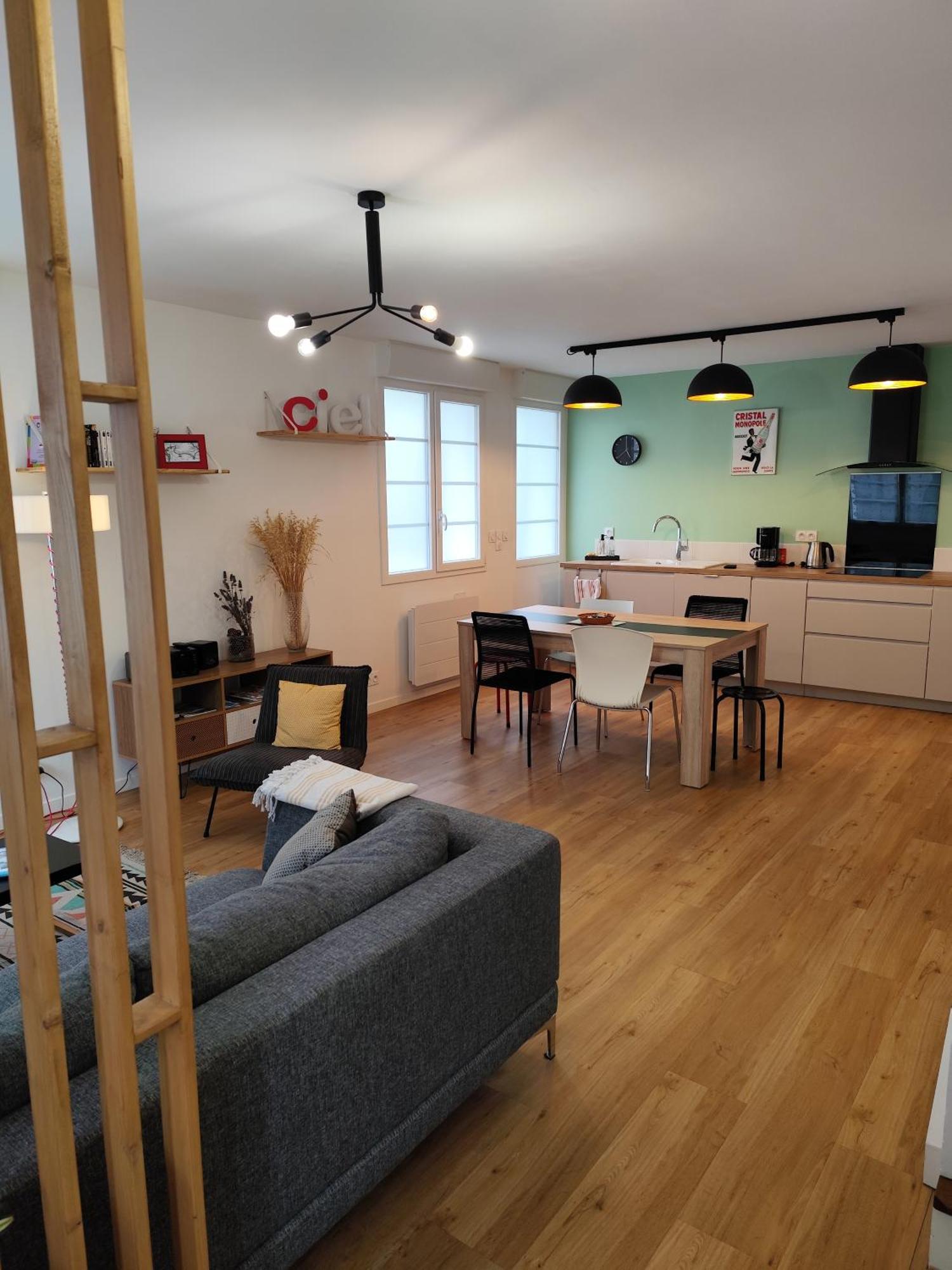 Proche Gare Et Centre-ville. Tres Bon Emplacement. Holiday home